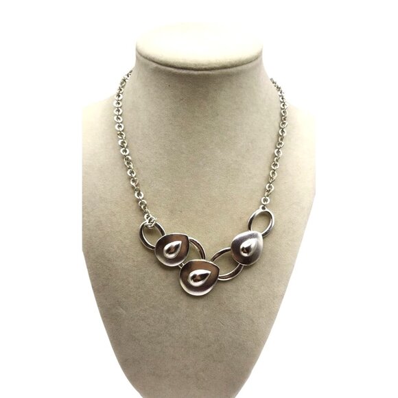 TEAR DROP NECKLACE SILVER TONE - Abstract - Picture 1 of 1